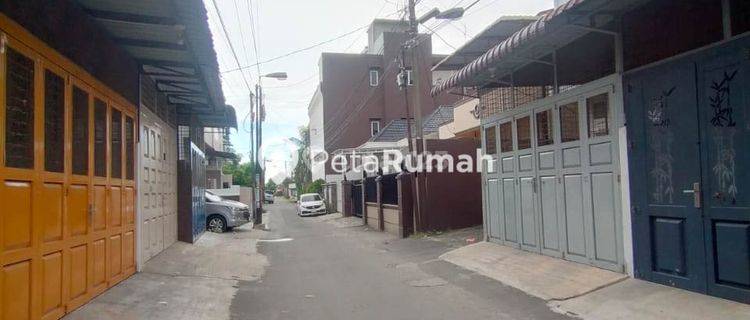 TOWNHOUSE JALAN PERBATASAN KOMPLEK MENTARI POINT 1