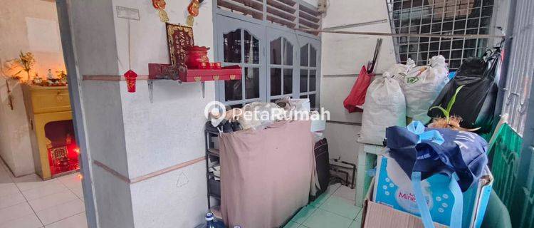 RUMAH JALAN PEMBANGUNAN II 1