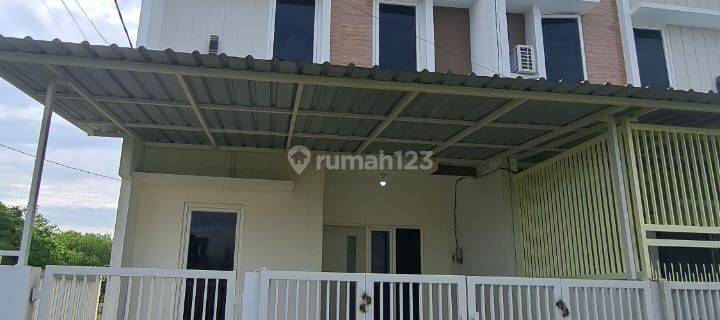 Disewakan Murah Rumah Rungkut Modern Gunung Anyar SHM 1
