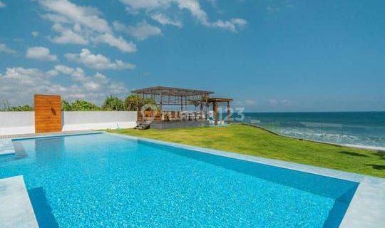 Beach Front Villa at Pasut Beraban , Tabanan....25 menit ke Pantai Kedungu  , 30 menit ke Tanah Lot dan 40 menit ke Pererenan Beach Canggu 1