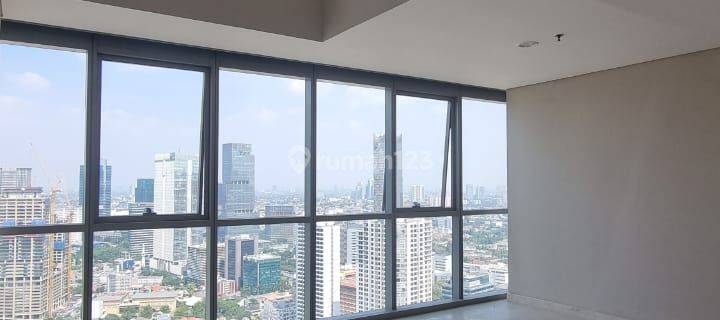 Apartemen Ciputra World 2, 155m, 3+1br, Baru, Unfurnish, View City 1