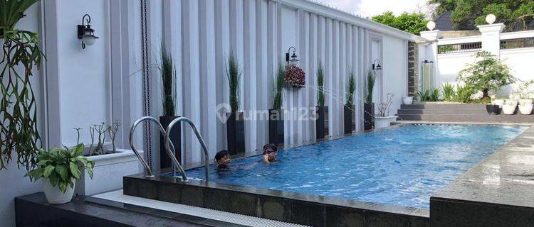 Rumah 2 Lantai Bagus Siap Huni Furnished Puri Mayang Jambi  1