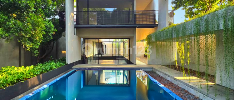For Rent Beautiful Contemporary Design Residence in Ampera 1