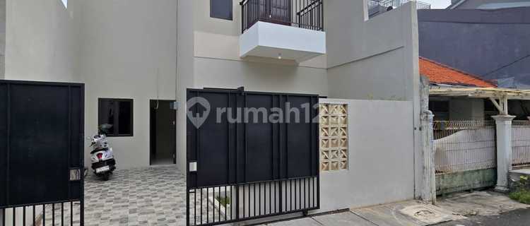 Ready-to-occupy house in Kayu Putih, Central East Jakarta 1