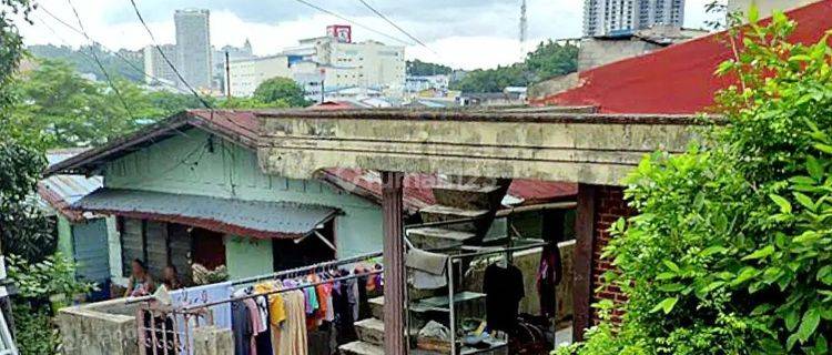 Rumah 2 Lantai Berlokasi Tinggi Di Nagoya 1