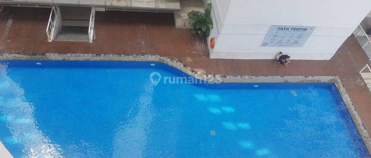 Apartement 2 BR Semi Furnished View Pool HGB 1