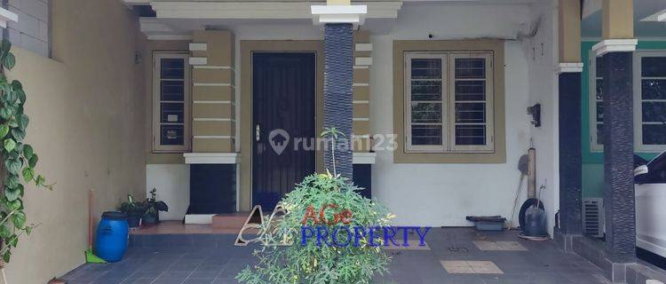 Rumah Sewa Dengan Carport 2 Mobil di Cibubur 1