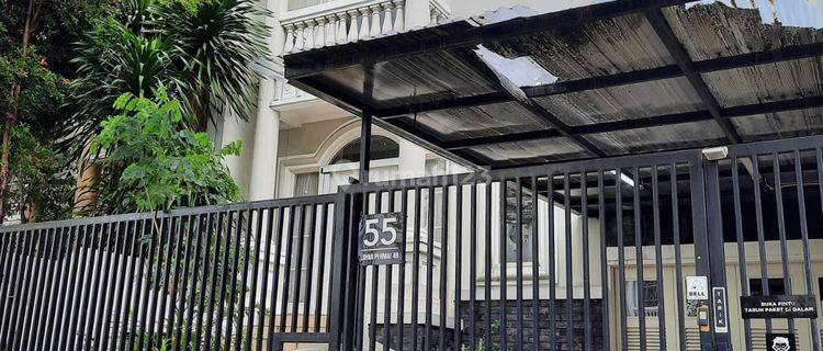 Rumah Pik Layar Permai 8x15m2 2,5 Lantai Ada Garasi Semi Furnish 1
