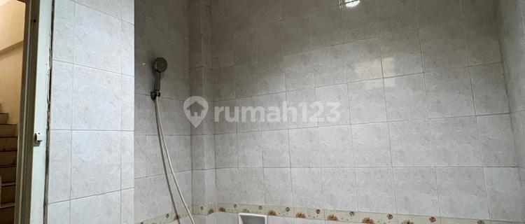 Ruko Exclusive Pik 5x15m2 3,5 Lantai Bagus Siap Pakai Strategis 1