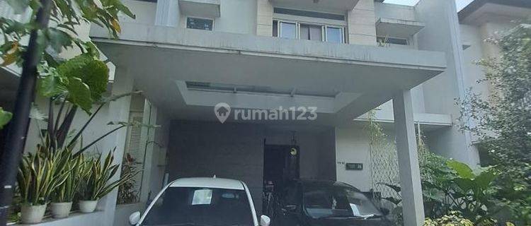 Rumah Semi Furnished Dalam Lokasi Yang Sangat Strategis Di Lebak Bulus 1