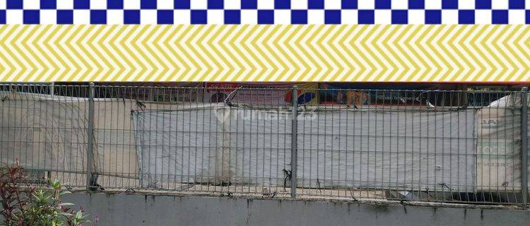 Ruang Usaha Dijalan Utama Hadap Selatan 1