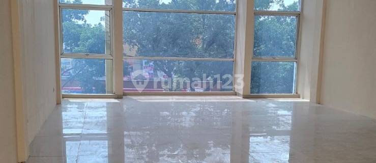 Strategic Shop House for Rent in Pasirkaliki - Bandung 1