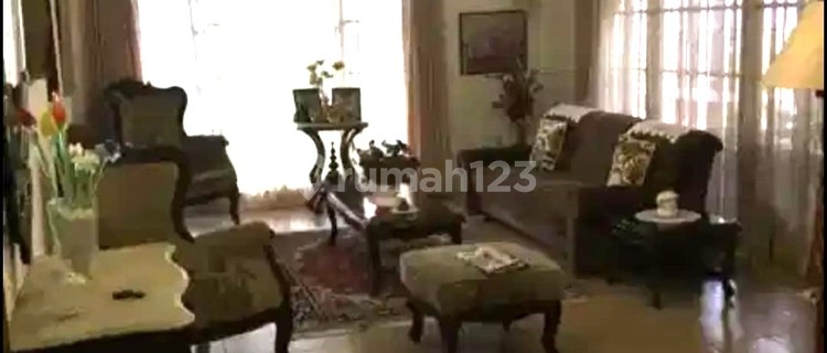 Dijual Rumah dan tanah dengan suasana nyaman di Bukit Dago 1