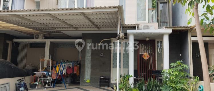 Greenlake Type Fontana House 1