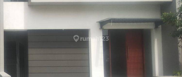 Rumah Baru Gress Minimalis Royal Residence Wiyung  1