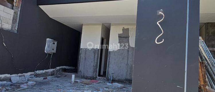 Di Jual Rumah Baru Gress di Raya Kutisari Indah  1