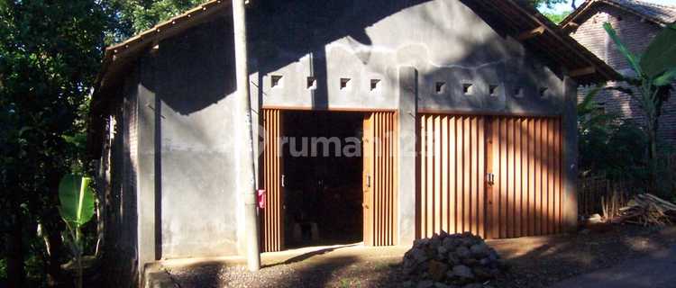 Gudang Bawen 400M2 SHM Central Java Vehicle Access 1