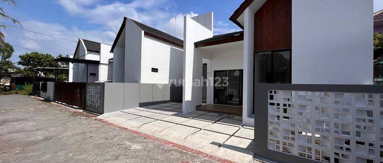 Rumah Modern Smart Home Furnished Dekat Pemda Sleman Di Triharjo Sleman 1