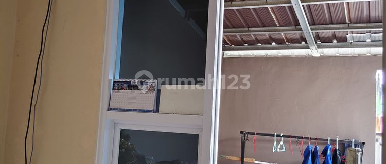 Rumah 4 Kamar Tidur Bagus SHM Duta Bandara Permai, Tangerang 1