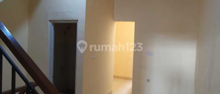 Quick Sale Cheap House, 3 Floors, in Teluk Gong 1