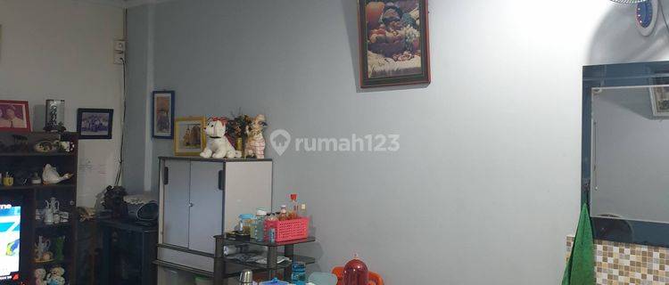 Ruko Furnish di Taman Surya, Jakarta Barat Bagus 1