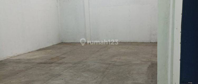 Gudang Rapi Bagus 70 m2 Palmerah, Jakarta Barat 1