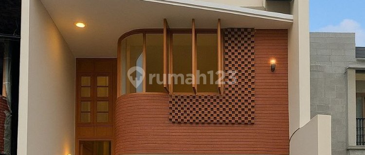 Exclusive! Rumah Baru Natural Tropis 4,5 Lantai di Rawamangun 1