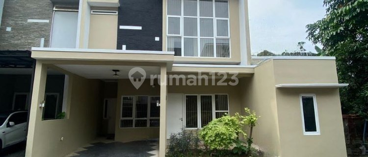 Rumah 2 Lantai Dalam Cluster di Pondok Kelapa, Jakarta. 1