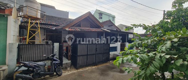 Affordable Ready-to-Live House for Sale in Wisma Asri Residential Area 1
