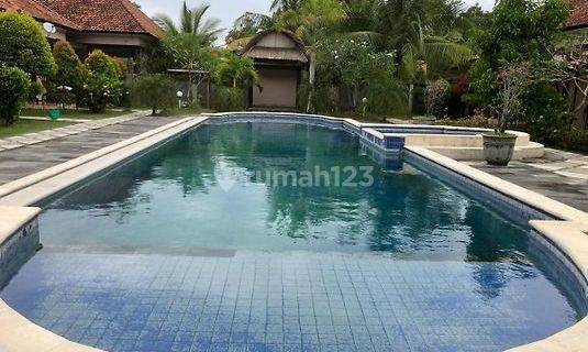 Rumah Villa Mewah Bintang 3 Privat Pool di Kuta Mandalika Lombok 1