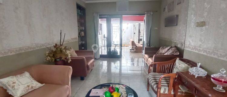 Rumah 2 Lantai Bagus Semi Furnished SHM di Kbp Tatar Wangsakerta , Bandung 1