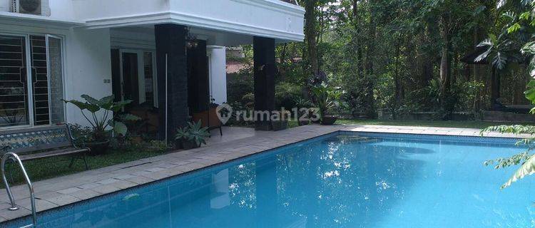 Rumah Bagus Cozy Luas Asri di Sentul City 1