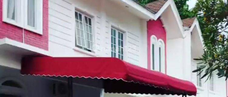 Rumah 3 Lantai + Rooftop Siap Huni ,terawat Bagus Shm 1