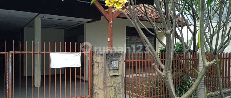 Rumah Dijual Kutisari Indah Barat Tenggilis Mejoyo Surabaya 1