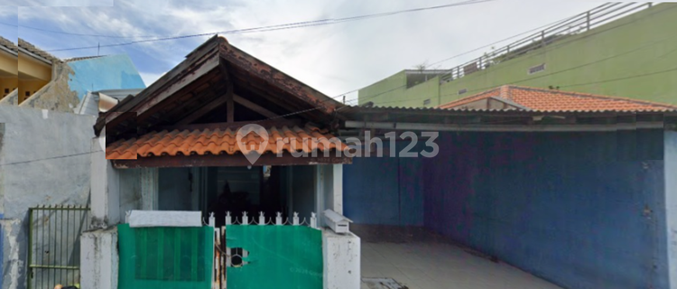 House for Sale on Wonocolo Street, Leather Factory, Surabaya 1