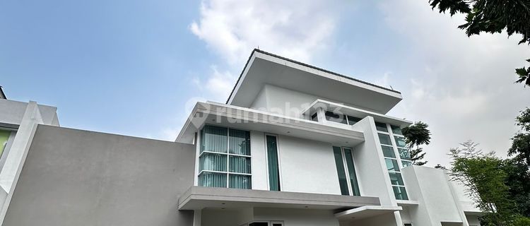 Luxury House in Bangka Kemang Cluster with Private Pool Ready to Occupy 1