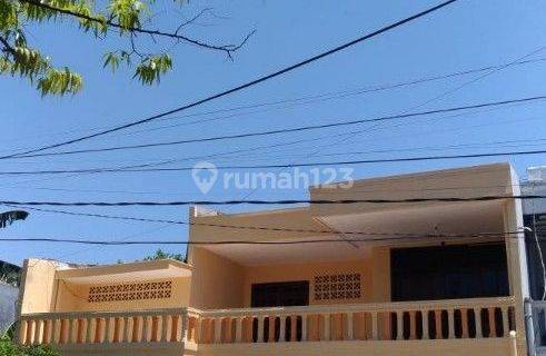 Sewa MURAH rumah 2 lantai di jalan Kendangsari ,Surabaya Selatan 1