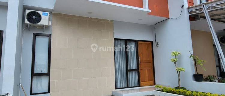 Dijual Rumah Dua Latai di Cluster Greenwood Bekasi Timur 1