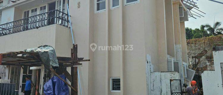 Dijual Rumah di Gandaria , Kebayoran Baru Hitung Tanah Murah 1