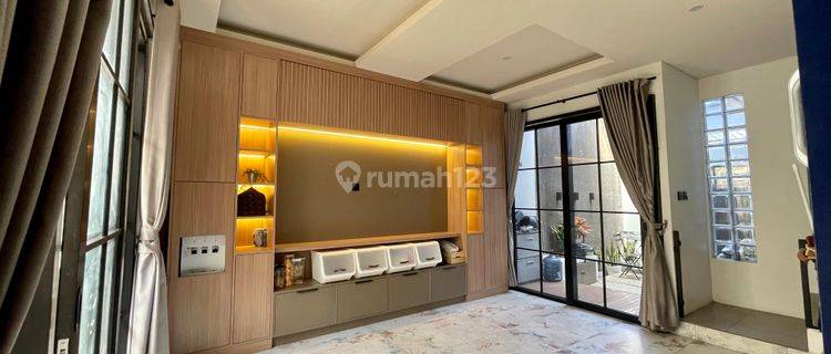 Rumah Cantik Furnished dekat Polban Ciwaruga Bandung Barat 1