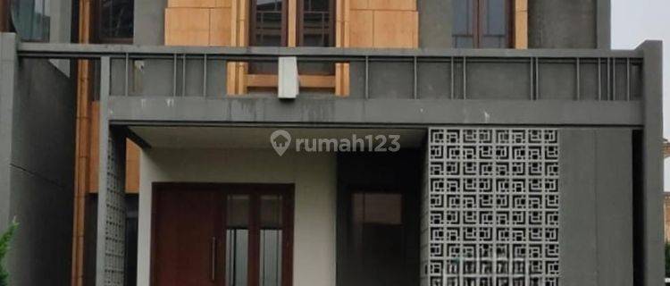 Rumah Bagus di Sutera Renata Cluster Alba Alam Sutera, Tangerang 1