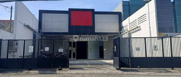 Dijual Gedung Kantor Siap Pakai Strategis Nol Jalan Raya Wiyung 1