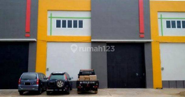 Gudang Super Luas Super Besar Parkir Kontainer 40 Feet Kota Pontianak 1