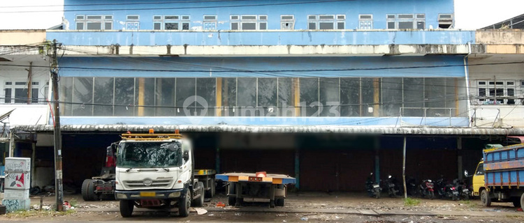 For Rent 5 Strategic Shop Houses by Yos Sudarso Road Side, Pontianak 1