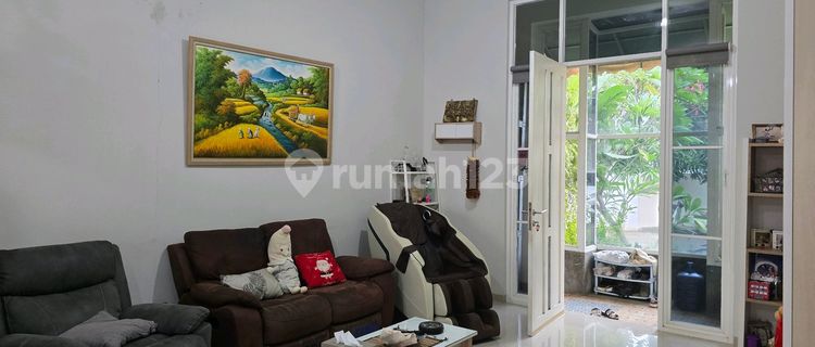 Dijual Rumah di Perumahan Eksklusif Soedirman Park Residence Pati Kota. Full Furnish Tinggal Bawa Koper. Murah. 1