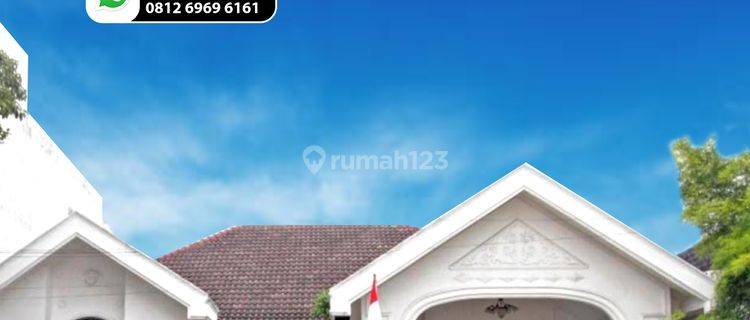 Villa / Rumah Jl. TImor No. 29, Medan Timur, Medan 20231 1