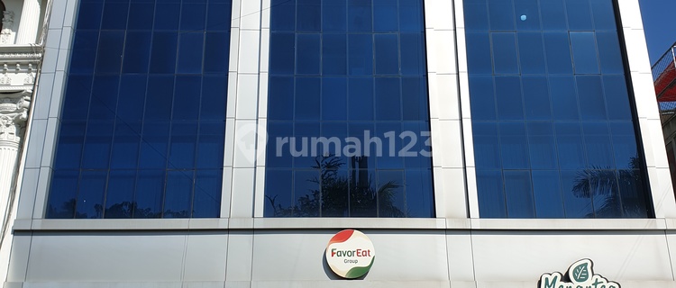 Brand New Modern Shop House in Green Garden, West Jakarta 1