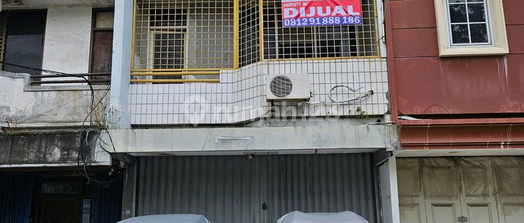 Green Garden Kedoya North Shop House, West Jakarta 1