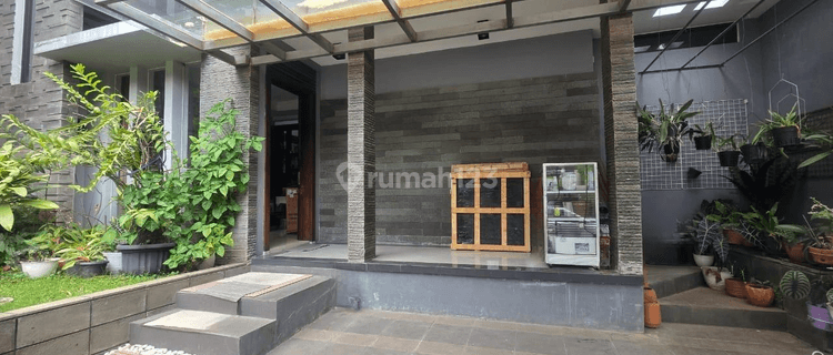 Rumah Semi Furnished di Setraduta, Bandung Kota. Dekat Tol Pasteur, Kampus, Dan Rshs 1