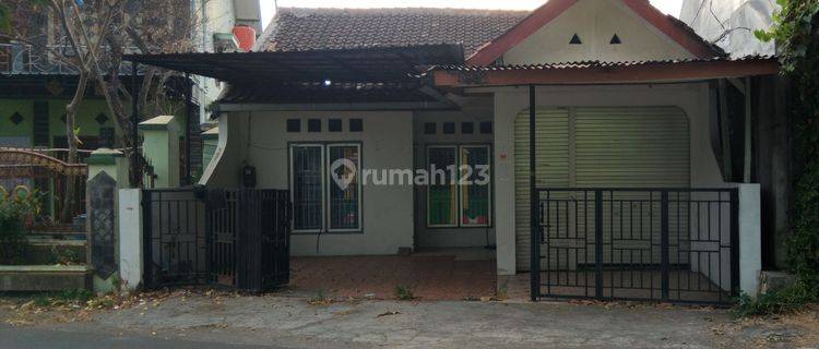 Rumah Minimalis Di Timur "gembiraloka Zoo", Cck Untuk Keluarga Kecil. 1